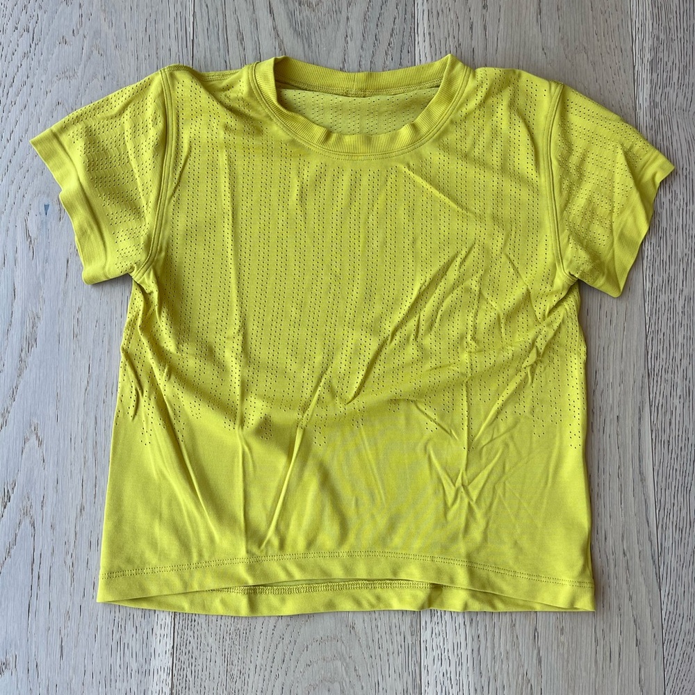 Lululemon Athletica Yellow Crop Top Size 2